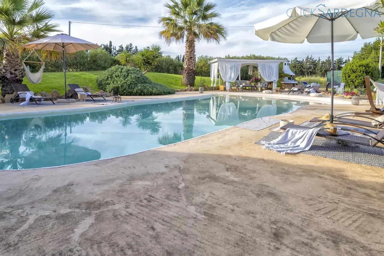 Maison Du Bonheur Exclusive Retreat For Peace Of Mind Olmedo