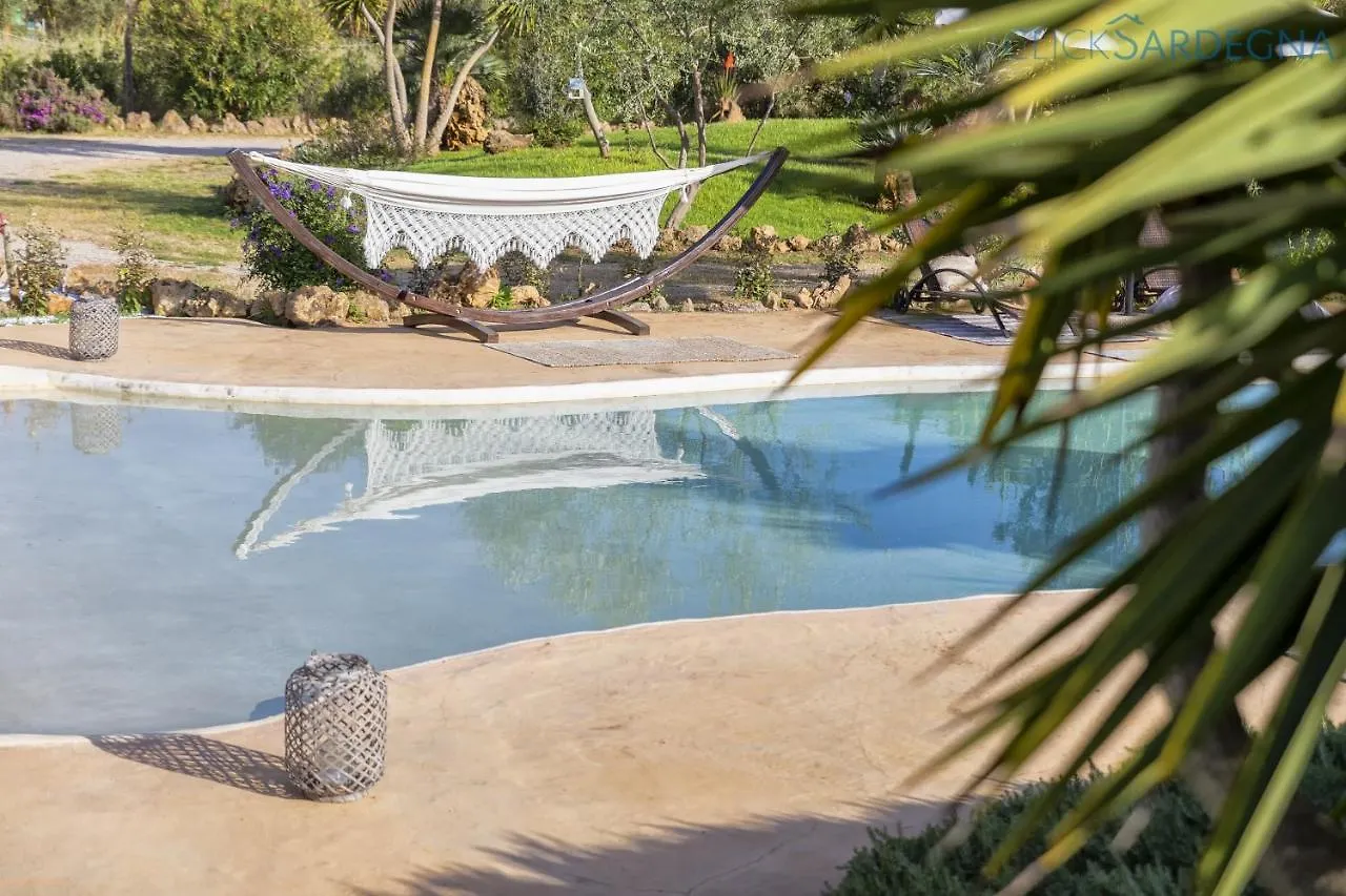 Maison Du Bonheur Exclusive Retreat For Peace Of Mind Olmedo 0*,