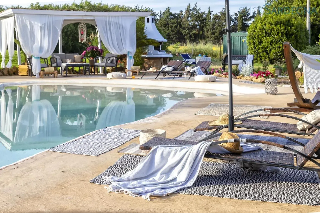 Maison Du Bonheur Exclusive Retreat For Peace Of Mind Olmedo Italy